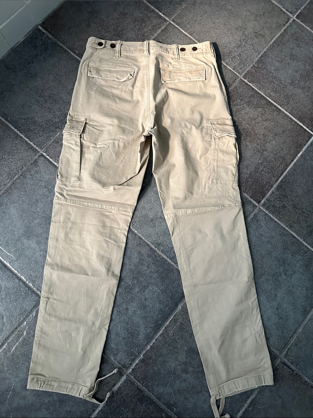American Eagle 30x 34 Flex Cargo - Picture 7 of 8